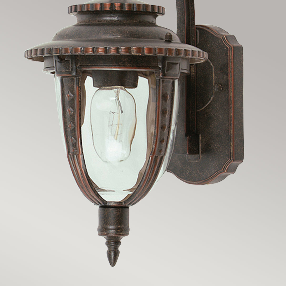 Elstead St Außenleuchte Bronze – Detailansicht