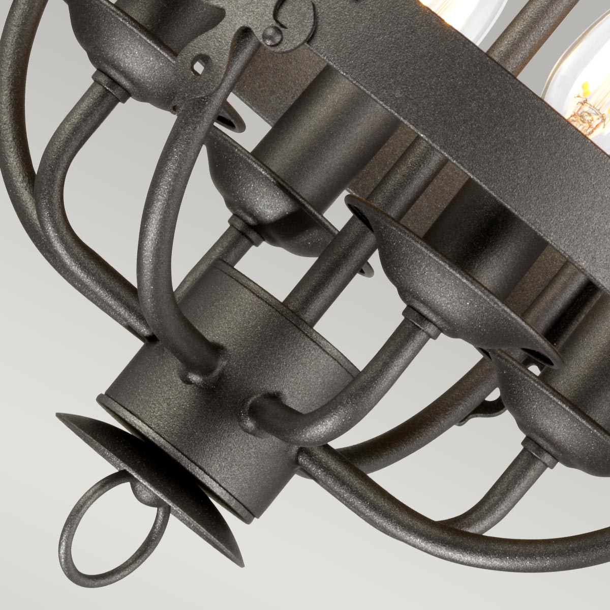 Elstead Windsor Kronleuchter Graphit – Detailansicht