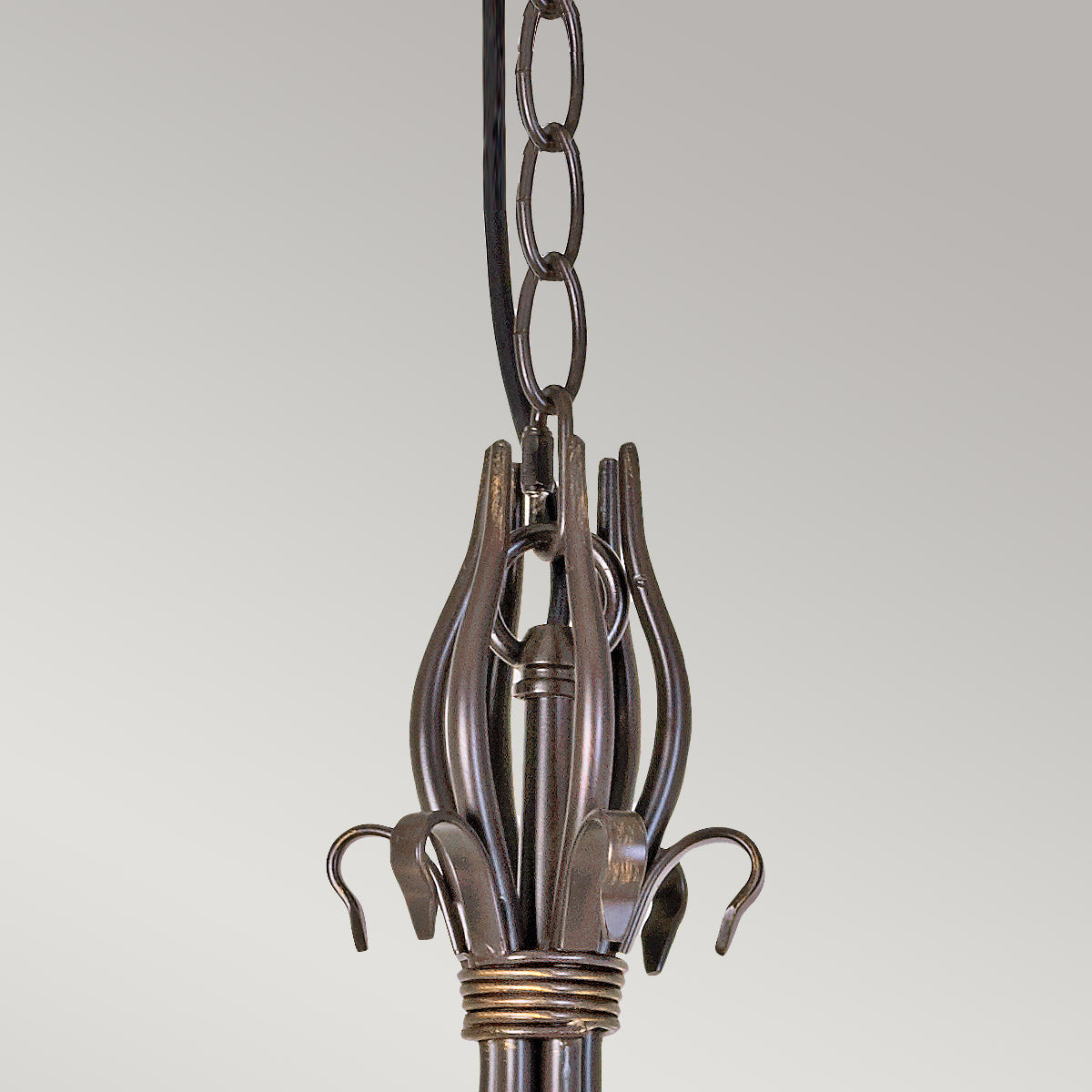 Elstead Windermere Kronleuchter Gold – Detailansicht